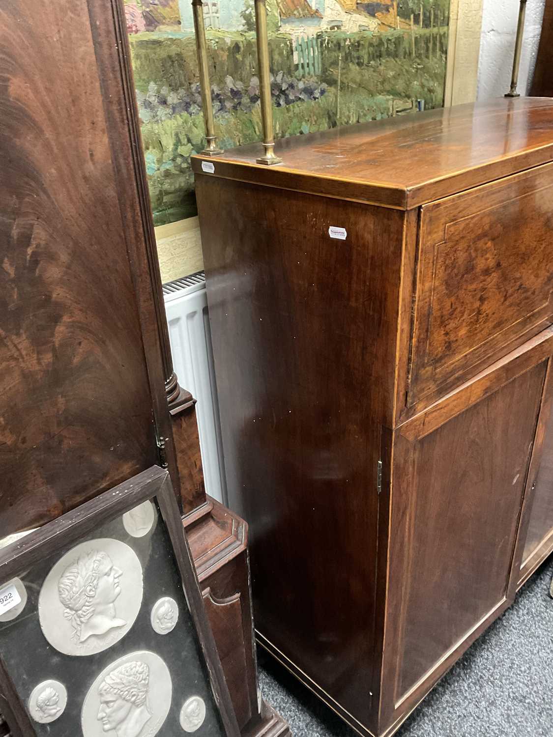 A REGENCY ROSEWOOD AND KING WOOD CROSS-BANDED SECRETAIRE SIDE CABINET - Image 15 of 17