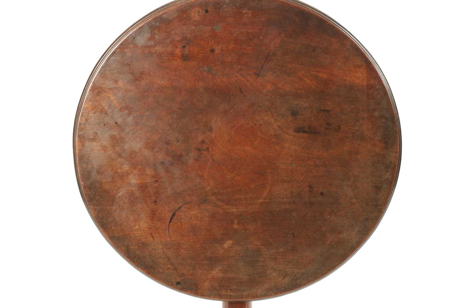 A GOOD GEORGE II FIGURED CUBAN MAHOGANY TILT TOP SUPPER TABLE - Image 4 of 6