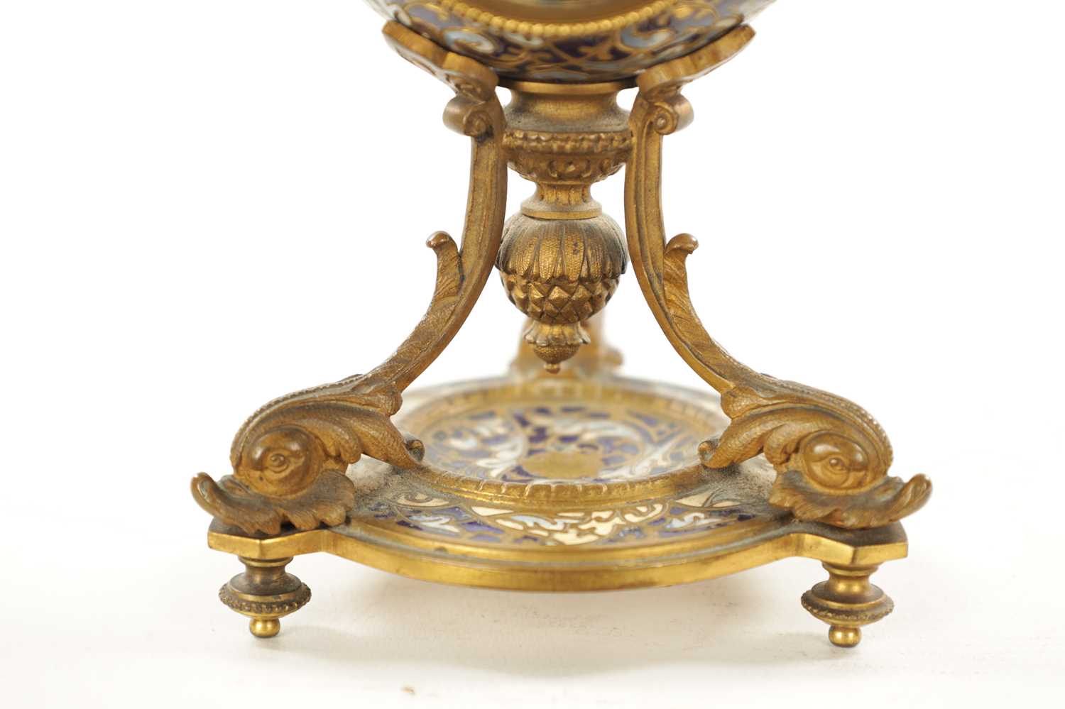 A LATE 19TH CENTURY FRENCH ORMOLU CHAMPLEVE ENAMEL MANTEL CLOCK - Image 4 of 8