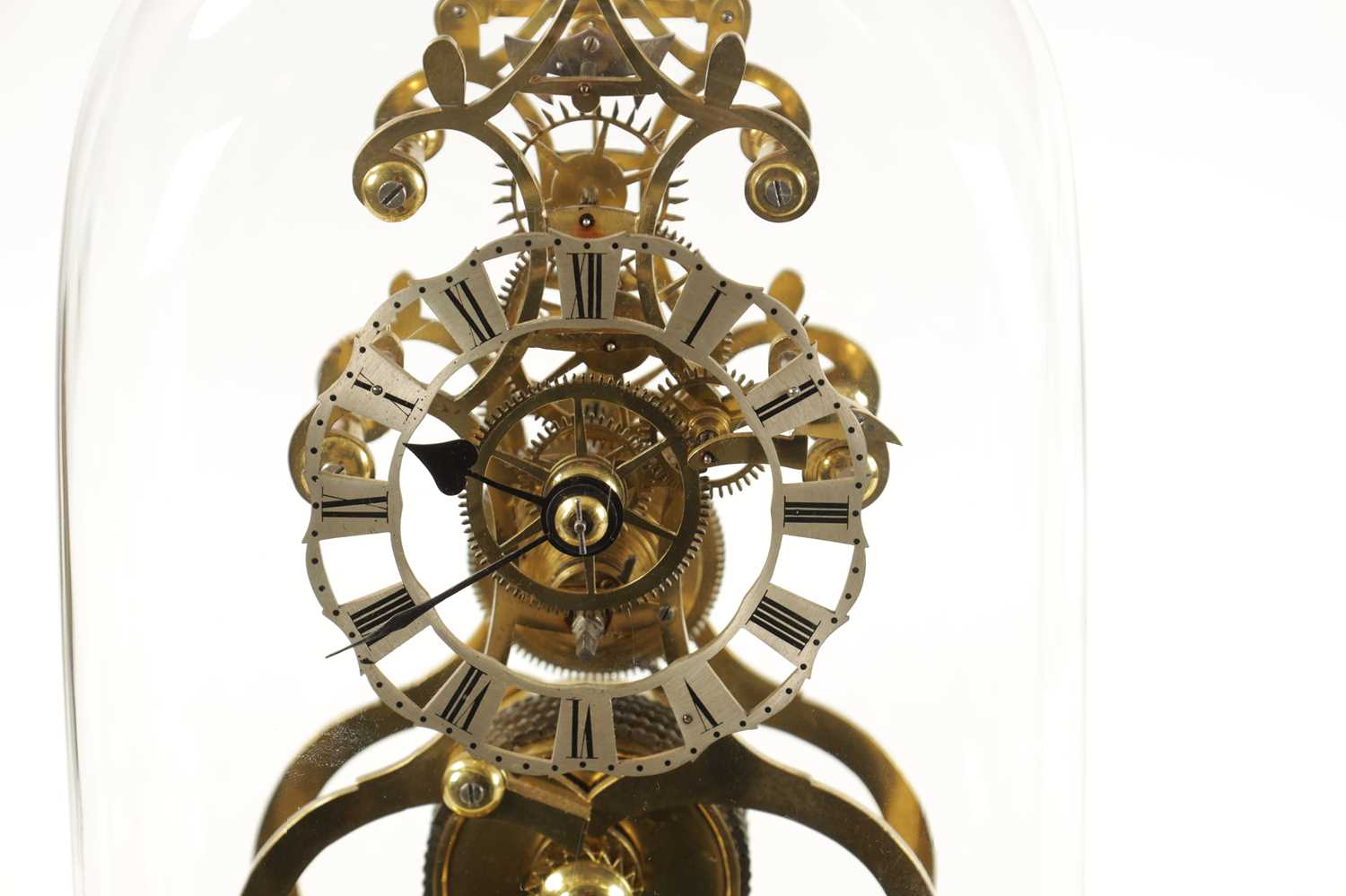 A MID 19TH CENTURY ENGLISH FUSEE SKELETON CLOCK - Bild 4 aus 10