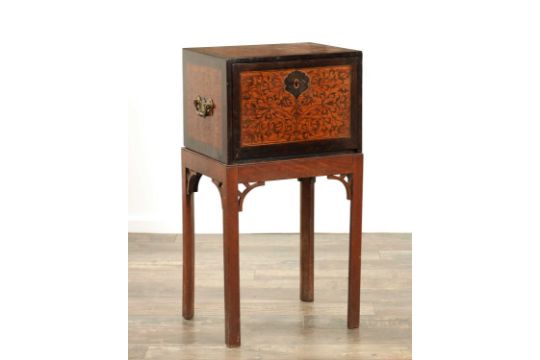 AN 18TH CENTURY ANGLO PORTUGUESE ROSEWOOD AND FLORAL MARQUETRY INLAID CABINET ON LATER STAND - Image 1 of 6