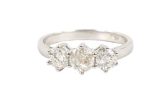 A 14CT WHITE GOLD THREE STONE DIAMOND RING