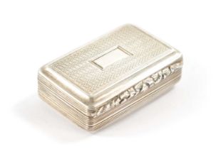 A LATE GEORGIAN SILVER SNUFF BOX