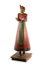 A LARGE 19TH CENTURY CARVED WOOD INDIAN SHOP DISPLAY FIGURE