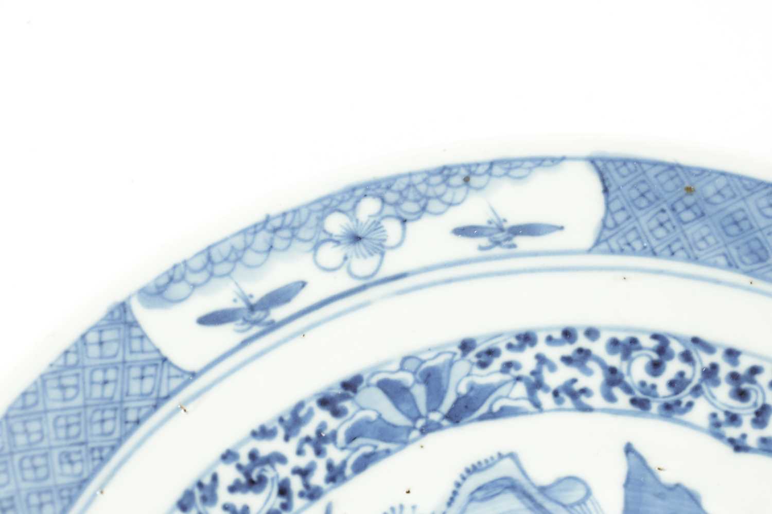 A COLLECTION OF THREE ORIENTAL SERVING PLATES - Image 5 of 8