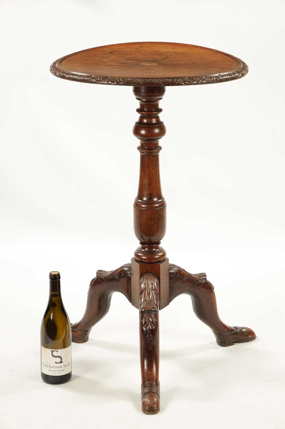 A GOOD GEORGE II WALNUT MANX TRIPOD TABLE - Image 2 of 7