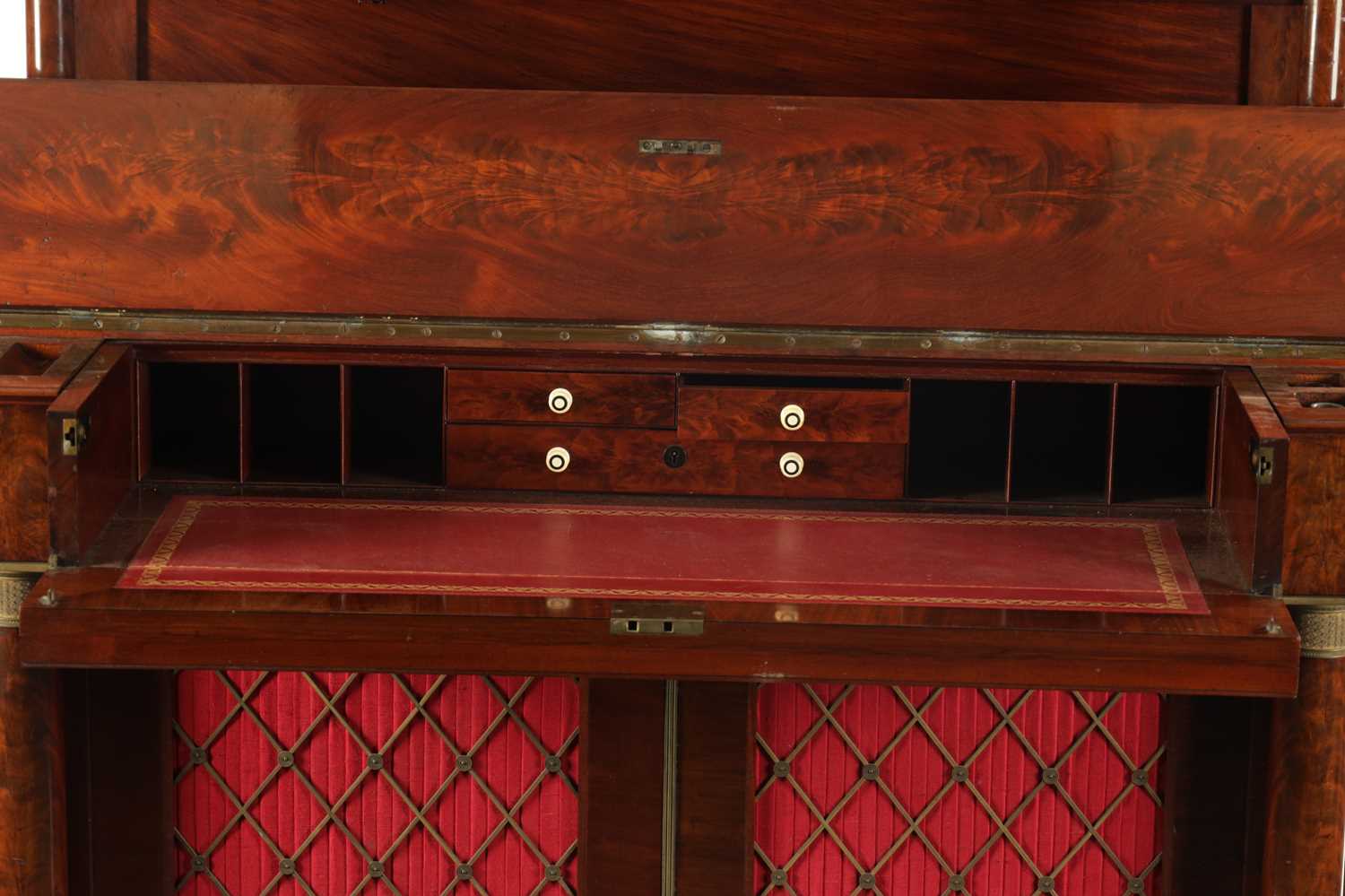 A GOOD REGENCY FRENCH EMPIRE FIGURED MAHOGANY SECRETAIRE SIDE CABINET - Image 4 of 10