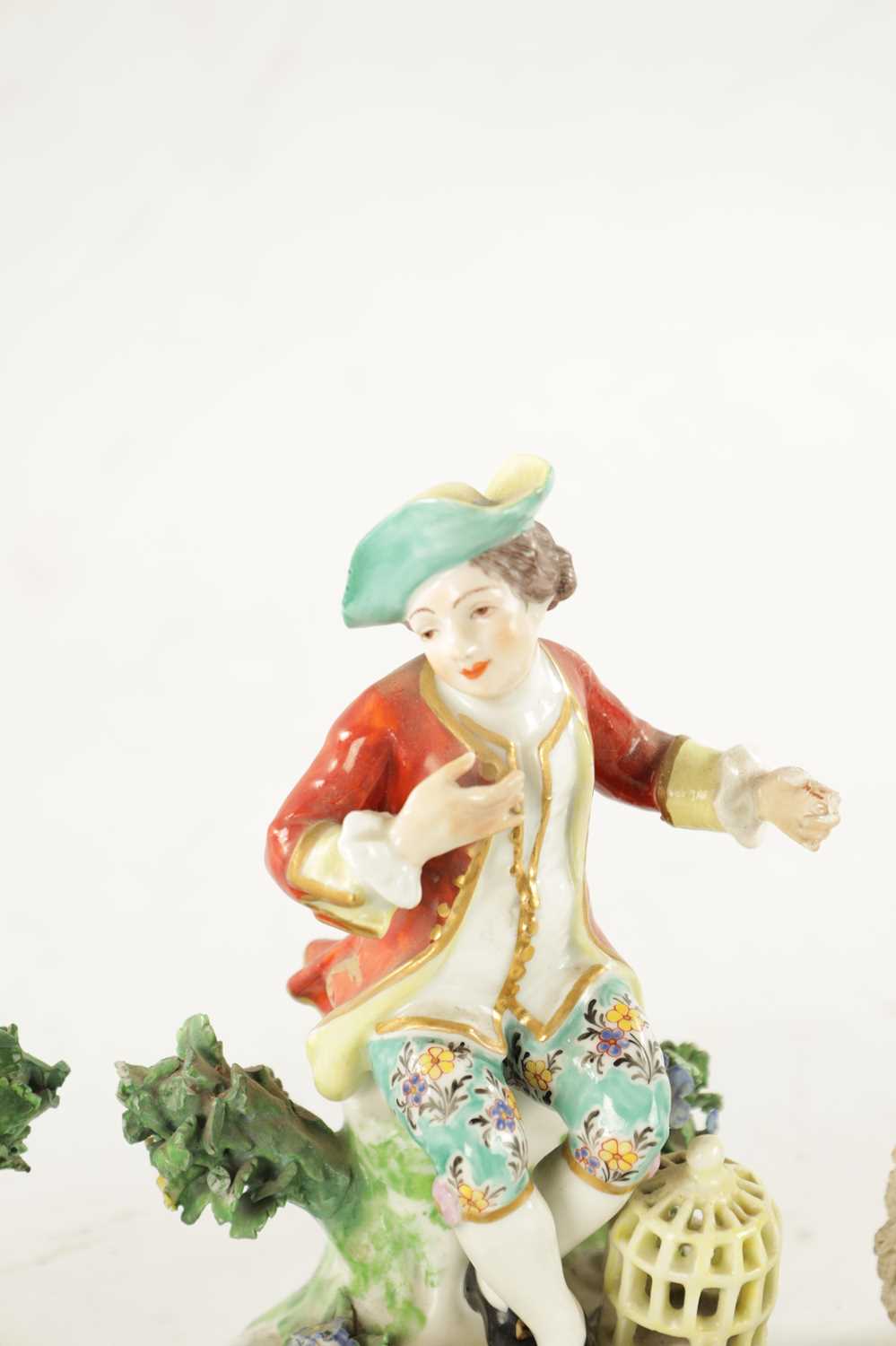 A COLLECTION OF 19TH CENTURY POTTERY FIGURES - Image 4 of 8