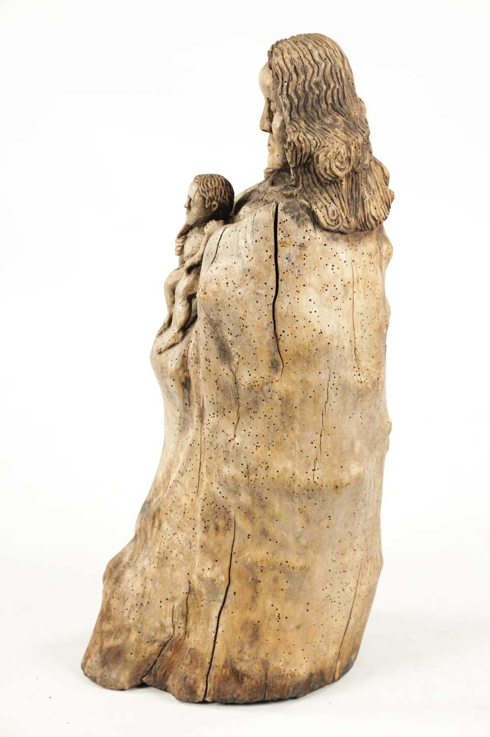 AN ANTIQUE FOLK ART ROOT-WOOD CARVING OF A MOTHER AND CHILD - Image 6 of 6