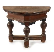 A LATE 17TH CENTURY OAK CREDENCE TABLE