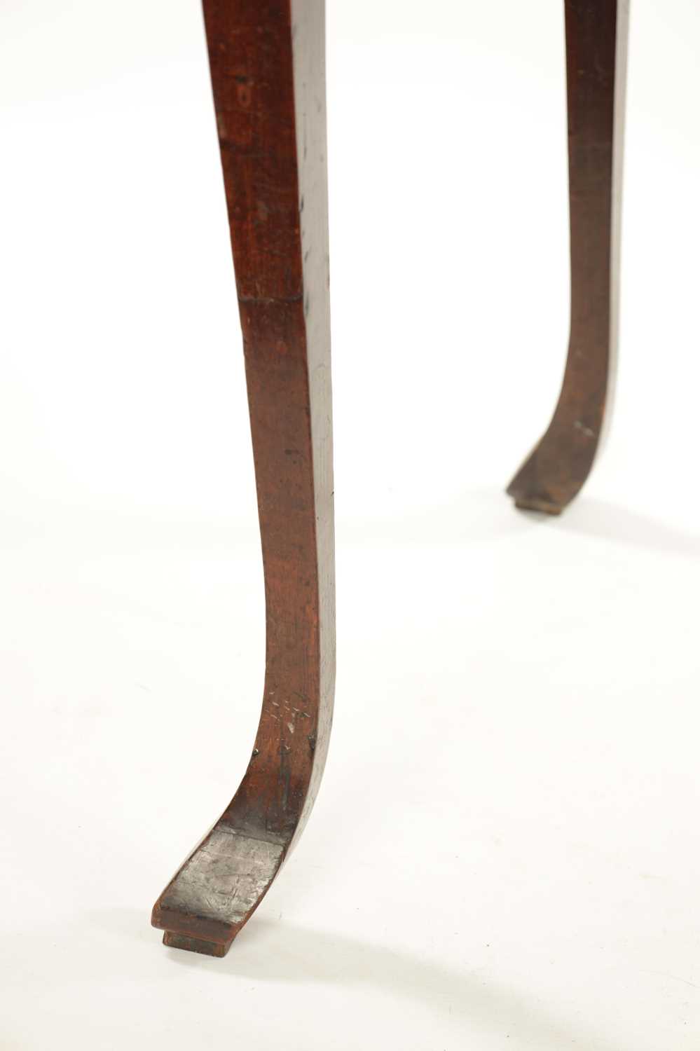 A GEORGE I WALNUT SILVER TABLE - Image 3 of 5
