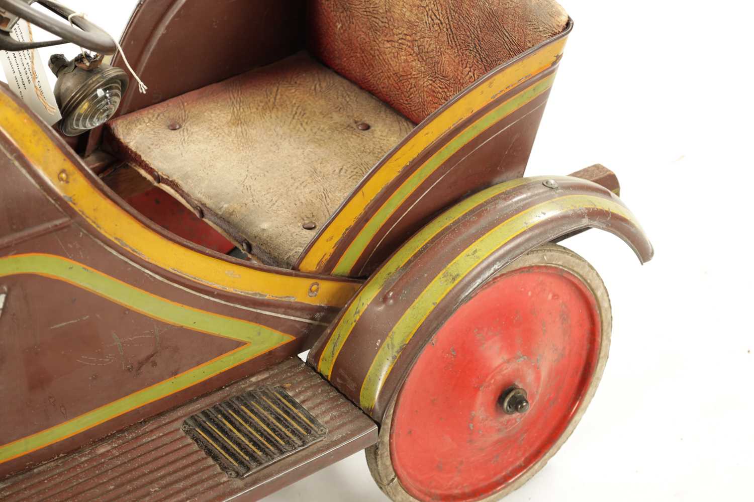A RARE VINTAGE GERMAN CHILD’S ROADSTER PEDAL CAR CIRCA 1936 - Image 4 of 9