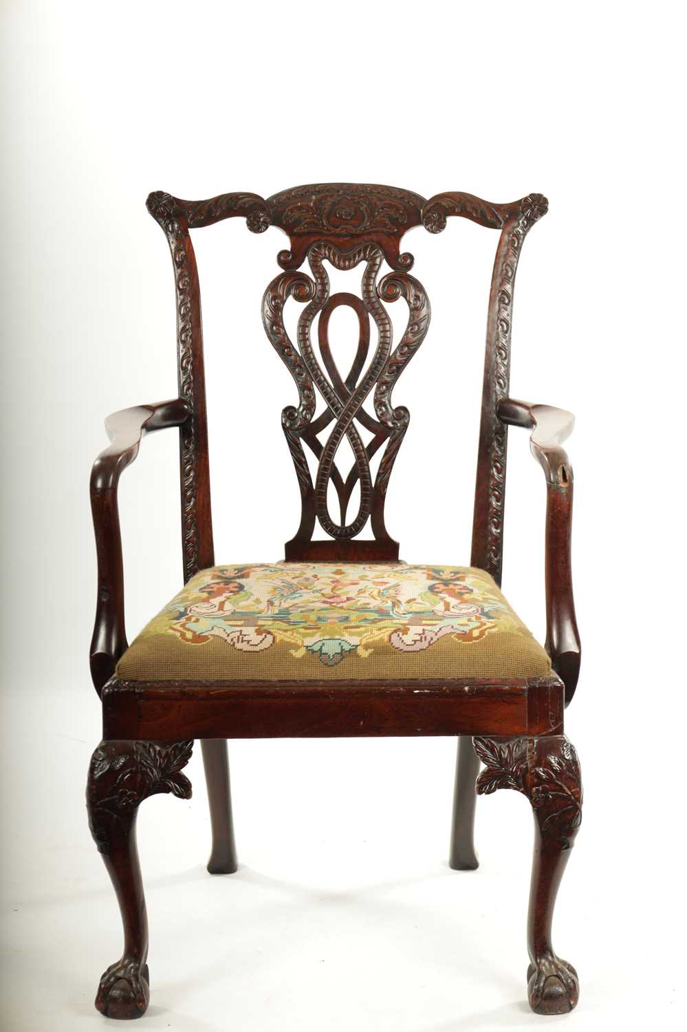 A FINE 18TH CENTURY CHIPPENDALE STYLE MAHOGANY ARMCHAIR - Image 2 of 6