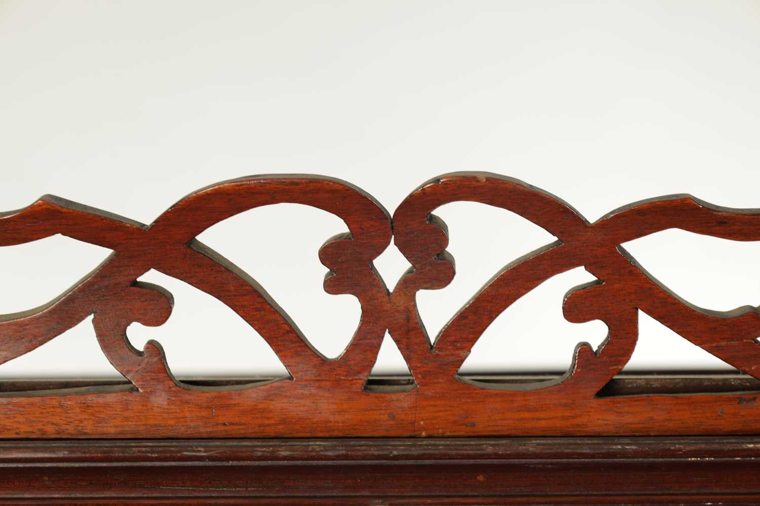 AN UNUSUAL GEORGE II MAHOGANY PRESS CUPBOARD - Image 8 of 8