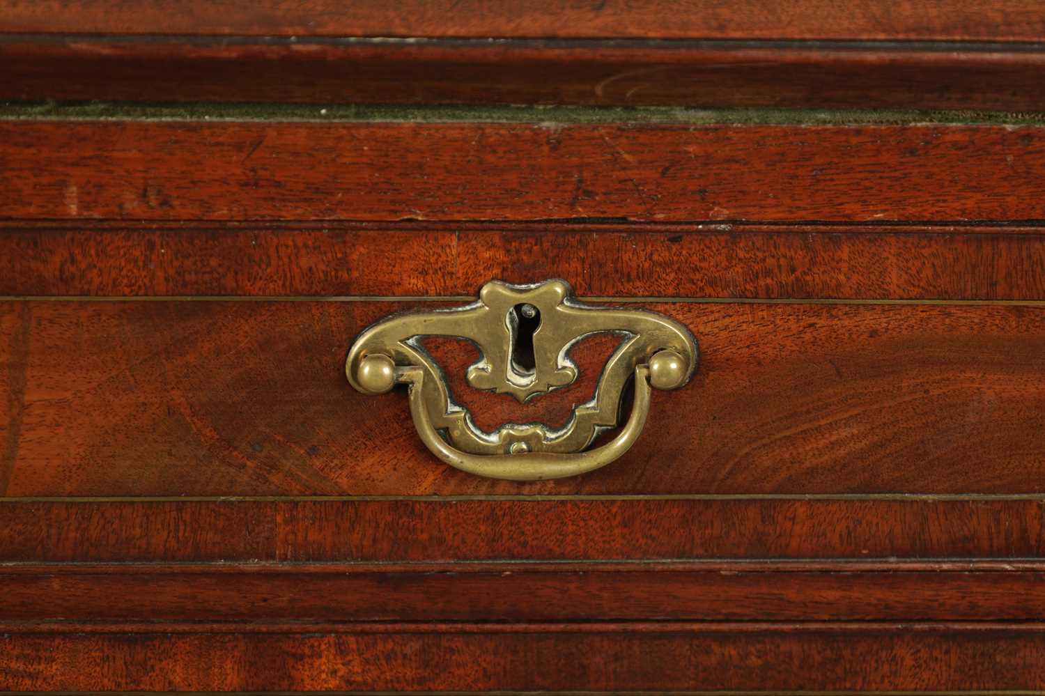 AN IMPORTANT FINE GEORGE II BRASS INLAID FIGURED MAHOGANY BUREAU ATTRIBUTED TO JOHN CHANNON - Image 9 of 16