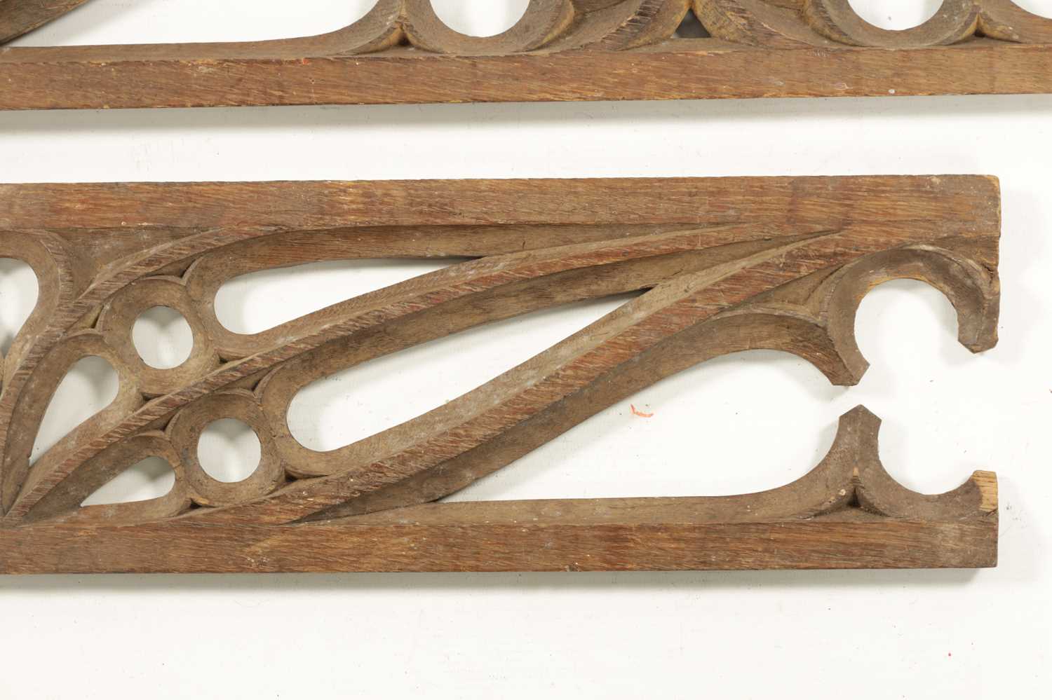 TWO PIECES OF CARVED OAK GOTHIC TRELIS WORK - Image 4 of 5