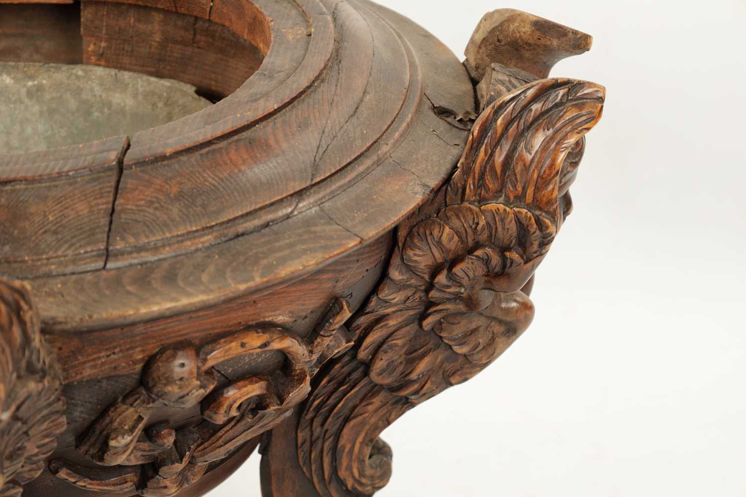 A 19TH-CENTURY CARVED FRUITWOOD ITALIAN OPEN CELLARETTE - Image 4 of 11