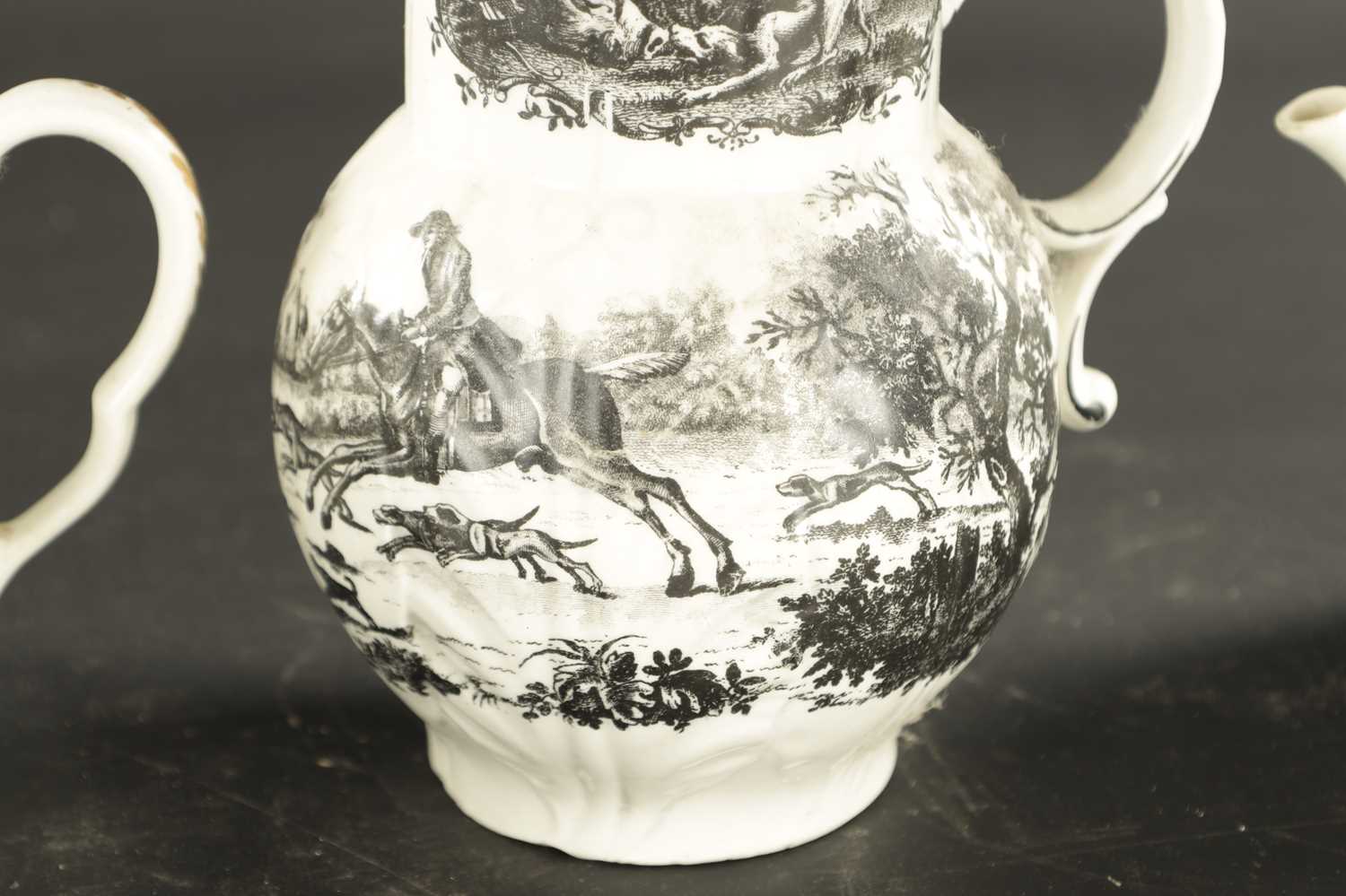 A MID 18TH CENTURY WORCESTER CABBAGE LEAF MOULDED JUG WITH RARE HANCOCK FOX HUNTING PRINT - Image 3 of 5