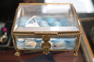 19thC Bijoux glass panelled Jewellery Casket with gilt metal fittings supported on paw feet 14cm