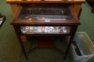 Edwardian glazed Bijoux jewellery cabinet with lift up top over glazed rectangle with cruciform