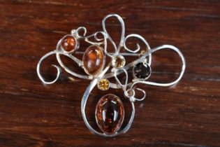 Silver Rub over set Amber Set Ladies Brooch 21g total weight