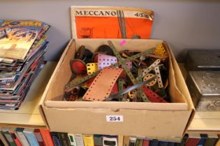 COllection of assorted Vintage Meccano with Manual