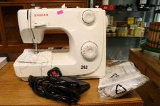 Singer 8280 Sewing Machine with Pedal and Manual