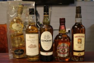 Collection of assorted Whiskies to include Chivas Regal, Aberlour, Glengrant, Clontarf and Harrods