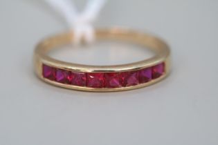 Ladies 9ct Gold Ruby Channel set ring Size O 1.9g total weight