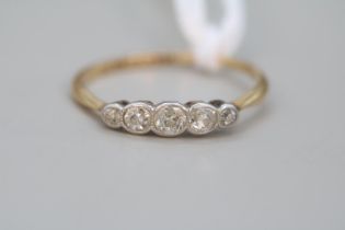 Ladies Edwardian design 18ct Gold diamond set ring Size O. 1.6g total weight