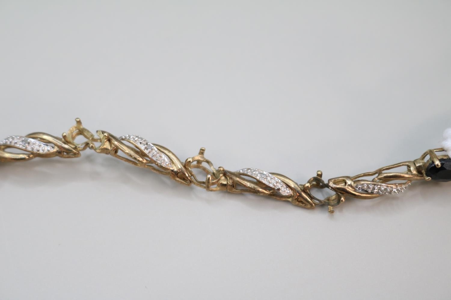 Ladies 9ct Gold Diamond and Sapphire Bracelet 7.7g - Image 2 of 2