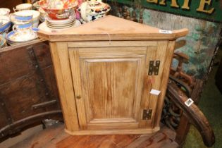 Pine Corner Cabinet of single door with brass handle