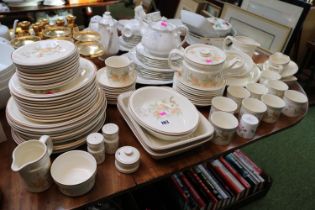 Extensive Wedgwood Peach pattern dinner service