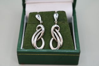 Pair of Good Quality 9ct White Gold Scroll earrings