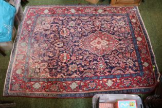 Antique Saroukh Carpet 20thC. 163cm in Length