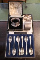 Cased Set of 6 Walker & Hall Silver Teaspoons 64g total weight and 3 Silver Napkin Rings 96g total