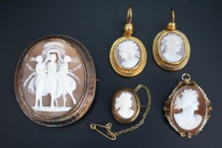 Collection of assorted Gold and Yellow metal Cameos (5)