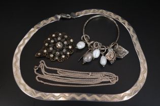 Collection of assorted Silver Jewellery inc. Necklace, Brooch etc