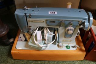 Vintage Westminster Sewing machine in case