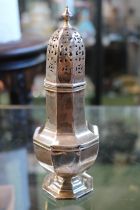 Edwardian Silver panelled Sugar Caster 1909 120g total weight
