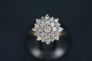 Impressive Ladies 18ct Gold Diamond Cluster ring 1.5ct total Diamond weight. 6.6g total weight