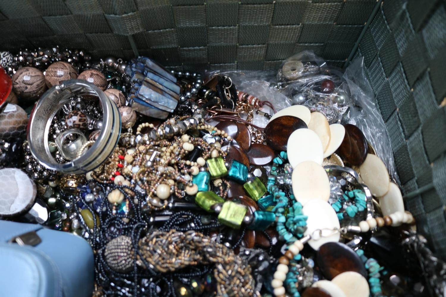 Large Box of assorted Costume jewellery to include Bangles, Necklaces etc - Image 3 of 5