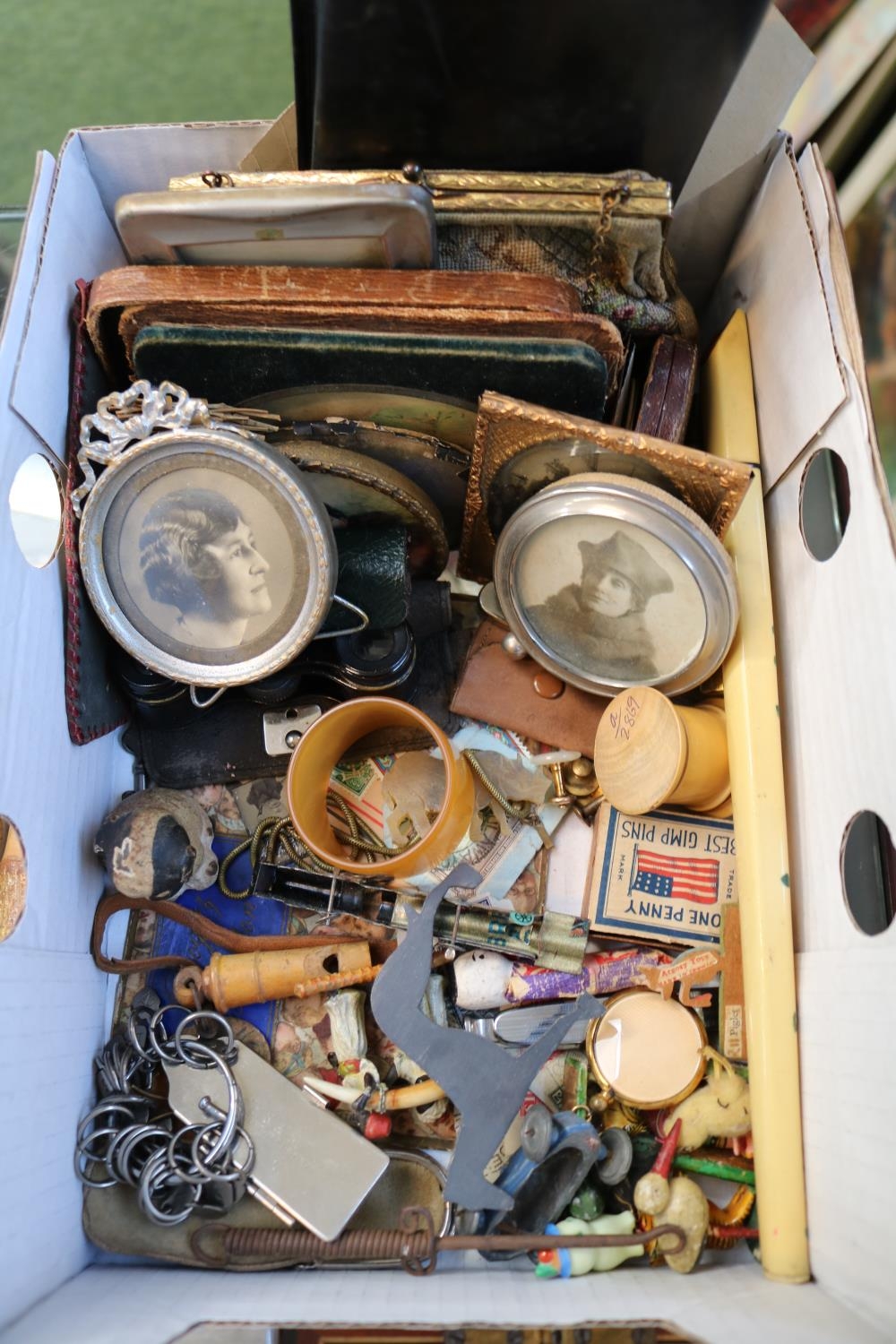 Box of assorted Small bygones to include travelling chess set, Pen Knives, Purses etc - Image 2 of 2