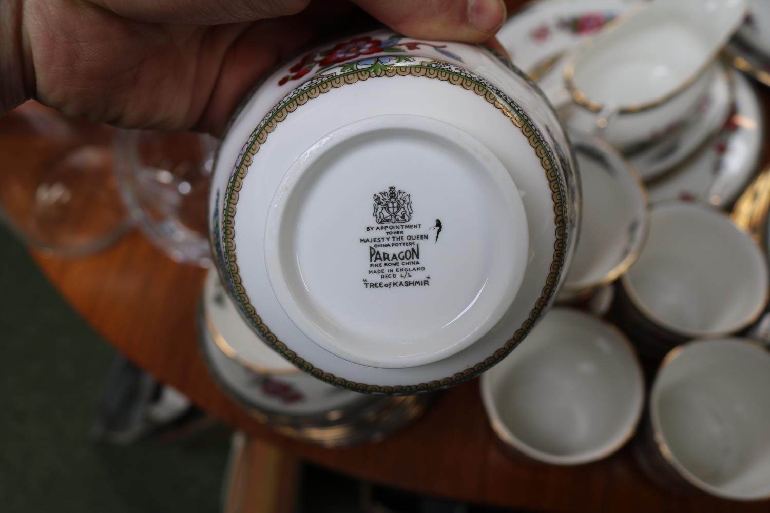 Paragon Tree of Kashmir extensive dinner service - Bild 2 aus 3