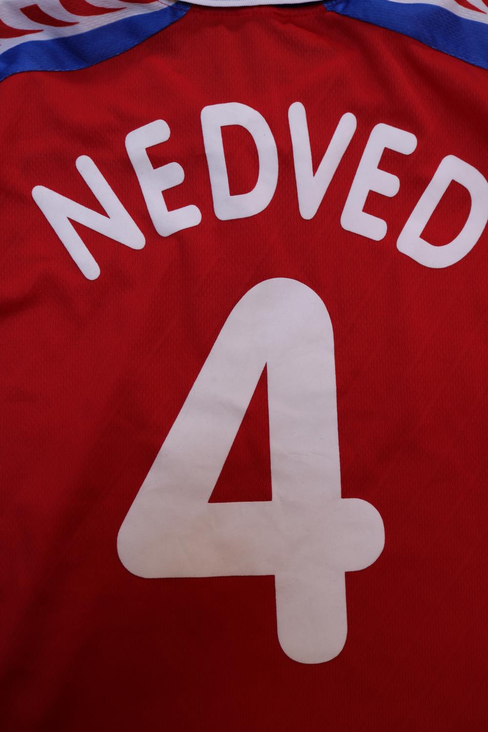 PAVEL NEDVED 1996 MATCH WORN CZECH REPUBLIC JERSEY The Puma red #4 jersey was worn by the Czech - Image 7 of 7