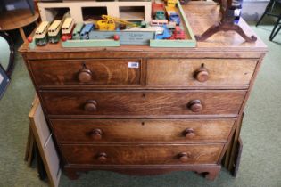 Georgian Oak Chest of 2 over 3 drawers on bracket feet