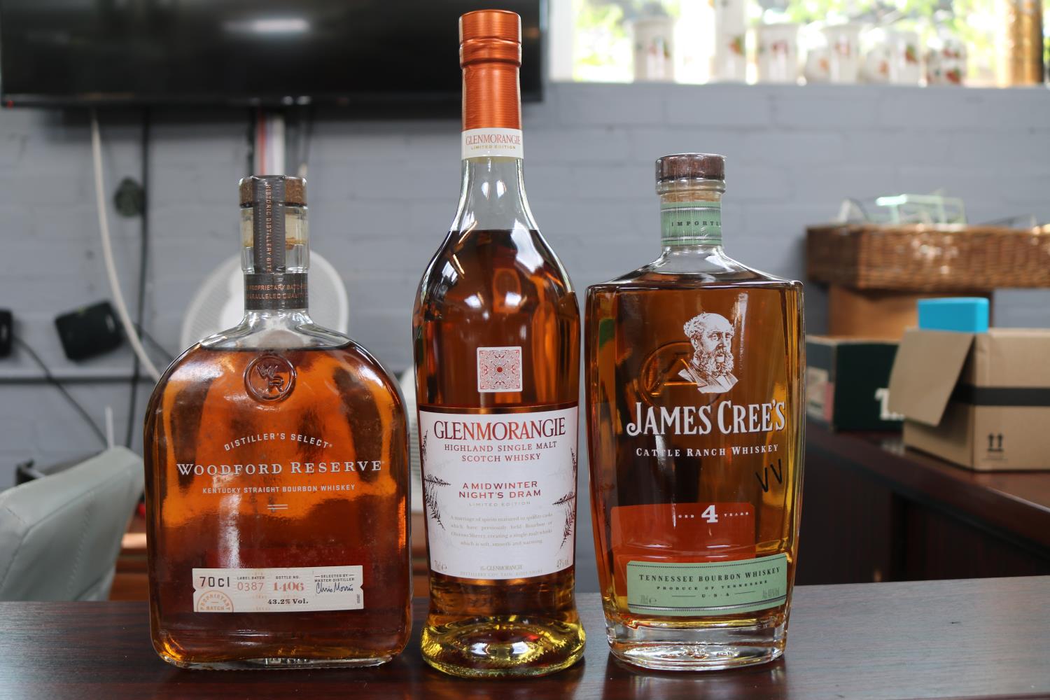 Glenmorangie A Midwinter Nights Dram Limited edition 70cl, James Cree's Cattle Ranch Whiskey 70cl