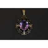 Ladies 9ct Gold Amethyst oval set pendant on chain