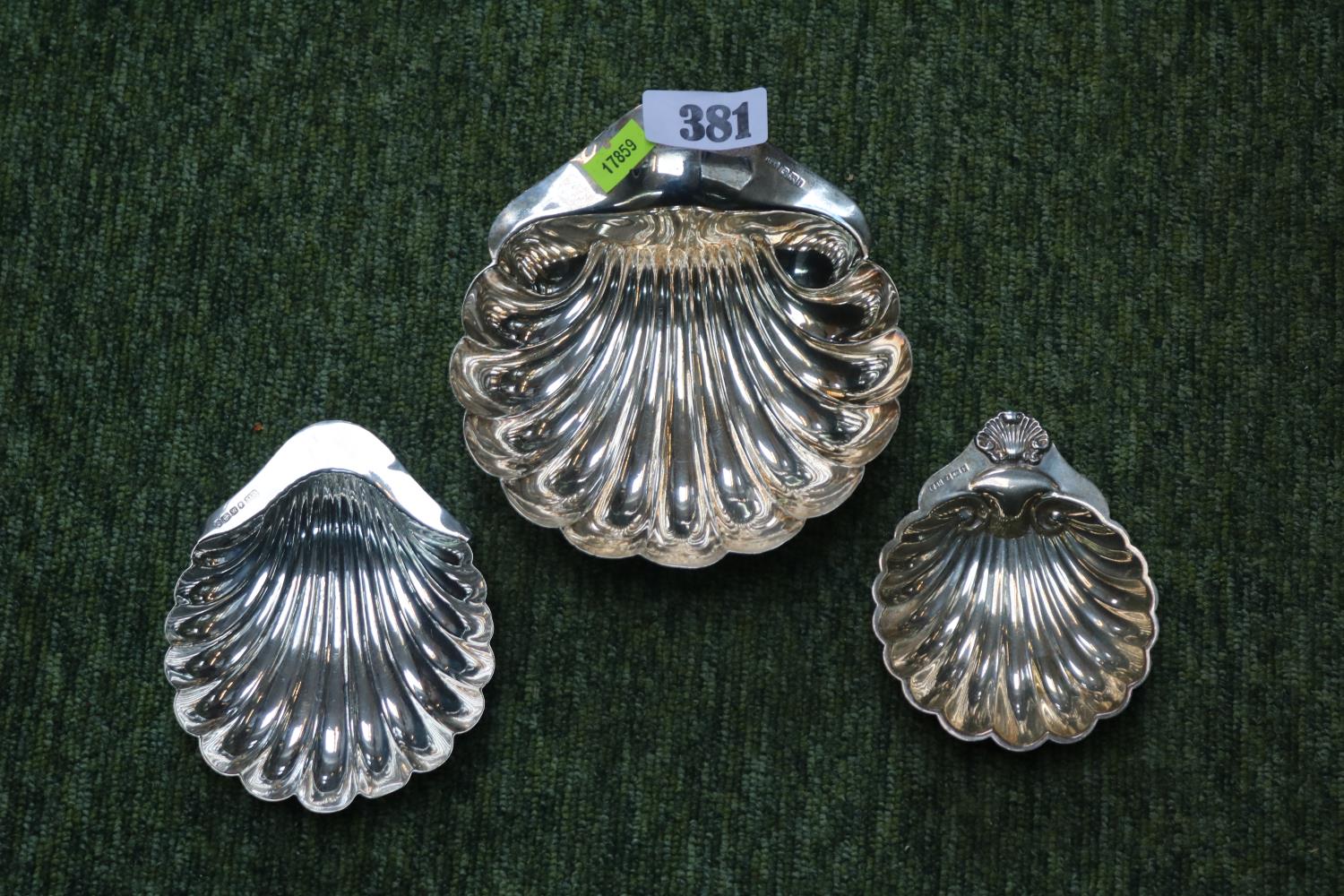 Collection of Silver Scallop Dishes 220g total weight