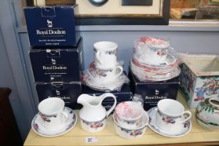 Royal Doulton Autumn Glory pattern tea ware